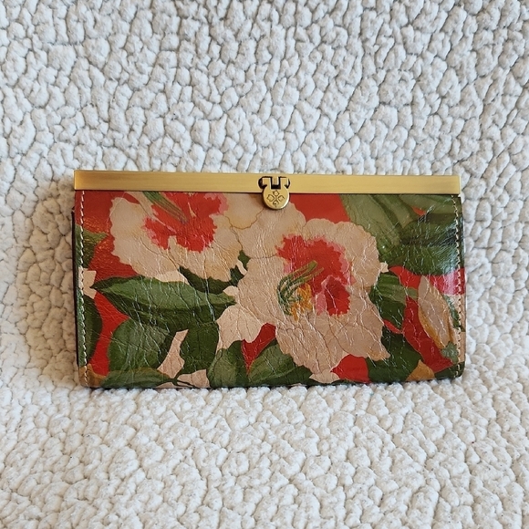 Patricia Nash Handbags - Patricia Nash Hawaiian Lili Floral Italian Leather Velour Lined Wallet